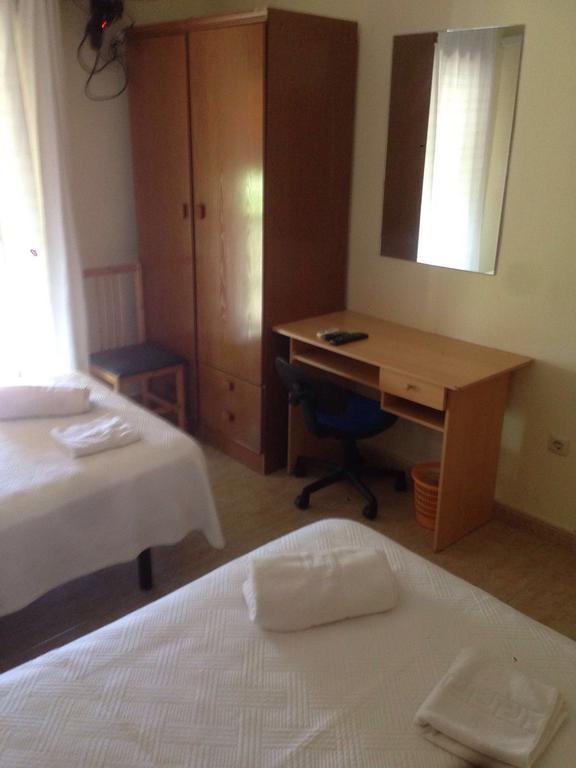 Hostal Jose Luis Brunete Eksteriør bilde